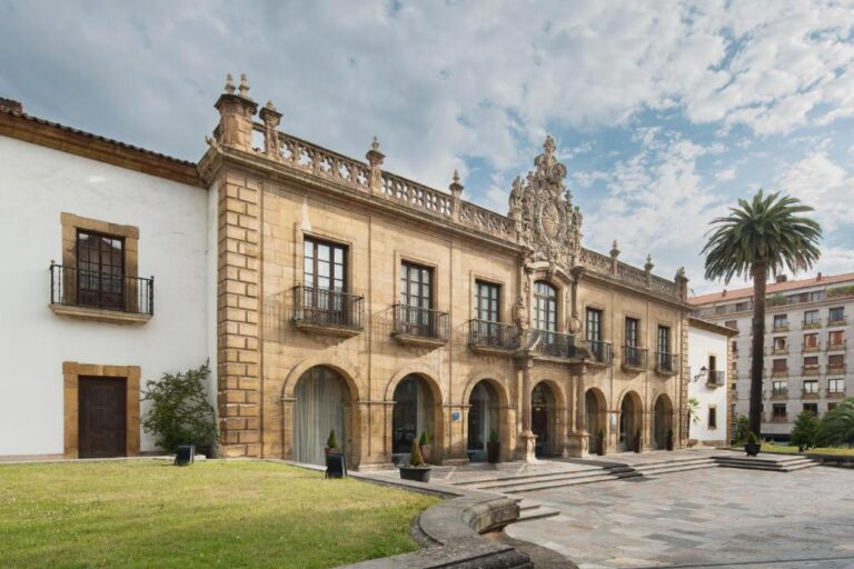Oviedo, ciudad de Premios